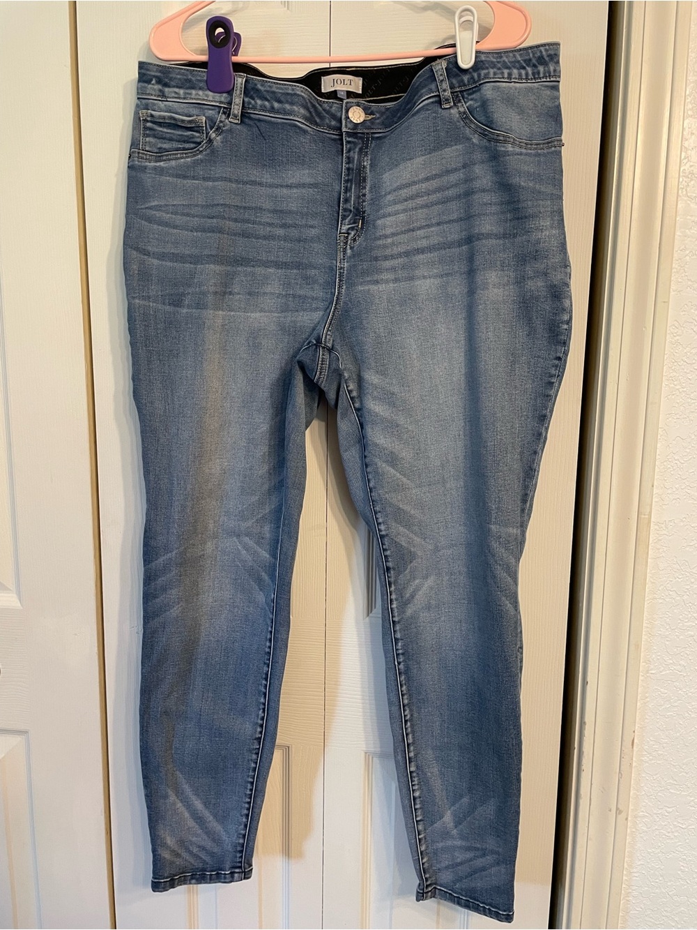 Jolt Women's Medium Wash Stretch Skinny Jeans